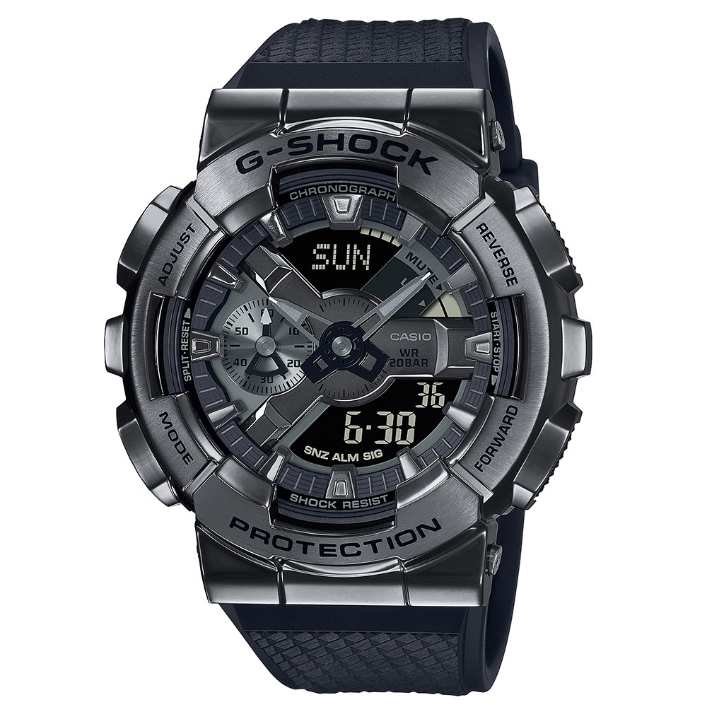 ハラミくん様　G-Shock メタルカバードGM-2100-1AJF ブラック Amazon.co.jp: [カシオ] 腕時計 ジーショック 【国内正規品