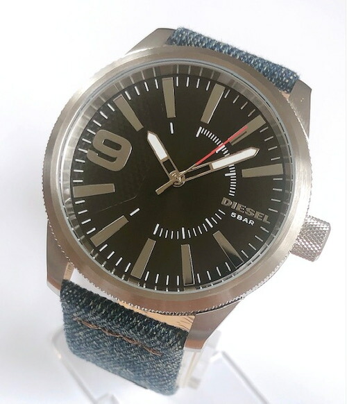 ディーゼル　メンズ　腕時計　CRUSHER　DZ1894 Amazon | Diesel Men's Crusher DZ1894 Black Silicone Quartz