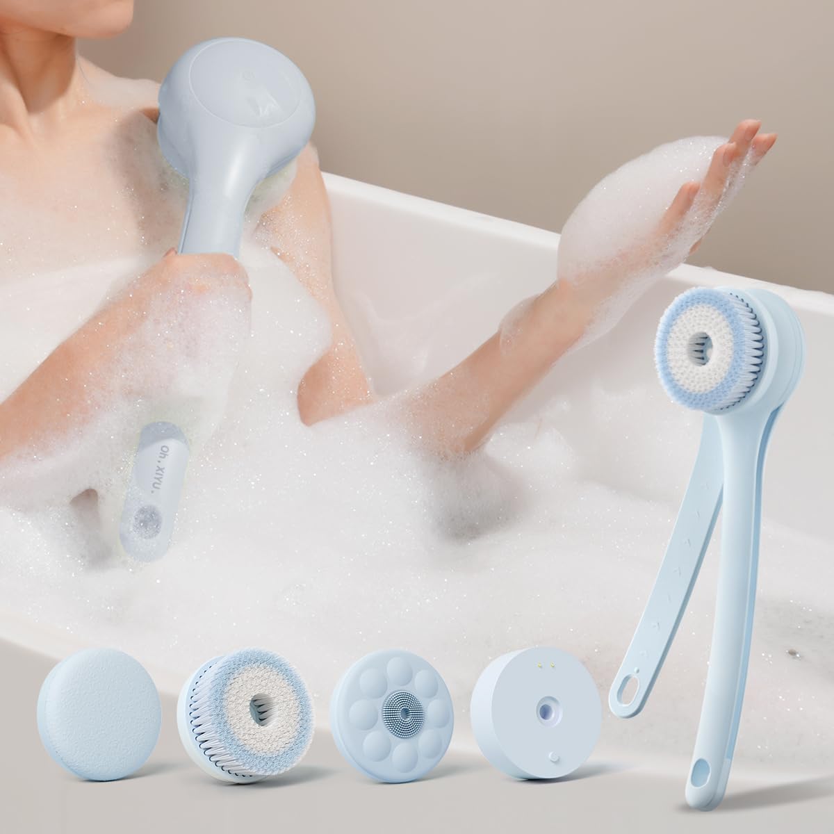 電動ボディブラシ シャワーブラシ 防水長柄ダブルハンドル 背中ブラシ ボディブラシ 電動ボディスクラブブラシ（替えブラシ3個付き） 充電式ボディブラシ & 2段階調節、柔らか 洗浄 お風呂（ブルー）