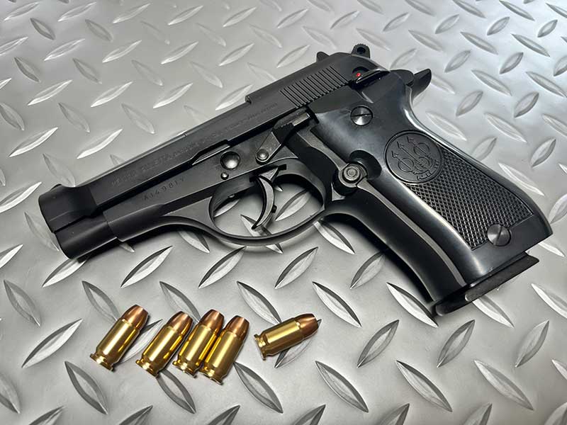 マルシン モデルガン完成品 M84 強化版 マットブラックABS プラグリップ仕様