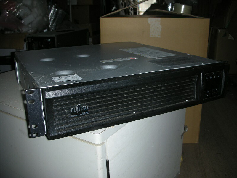 【中古】仕合わせマウント型 UPS/Fujitsu・APC Smart-UPS 1500 LCD [FJT1500RMJ2U]（※佐川急便ラージ便になります。)【沖縄・離島送りとどける不可】\u003cBR\u003e