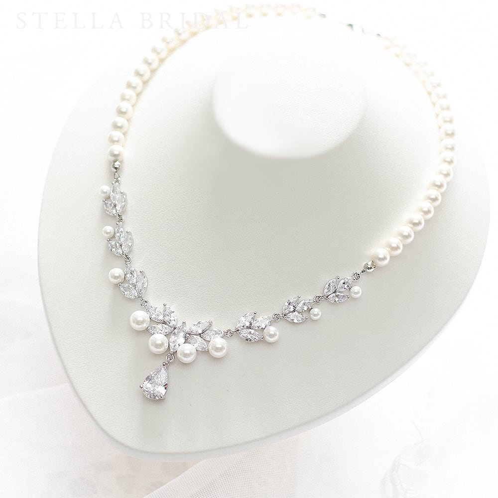 【STELLA BRIDAL公式】ブライダル アクセサリー セレスティア ペルル ネックレス｜キュービックジルコニア ビジュー ウェディングアクセサリー ウエディング パーティー 大ぶり 花嫁 結婚式 挙式 かわいい おしゃれ パール 真珠 ステラブライダル