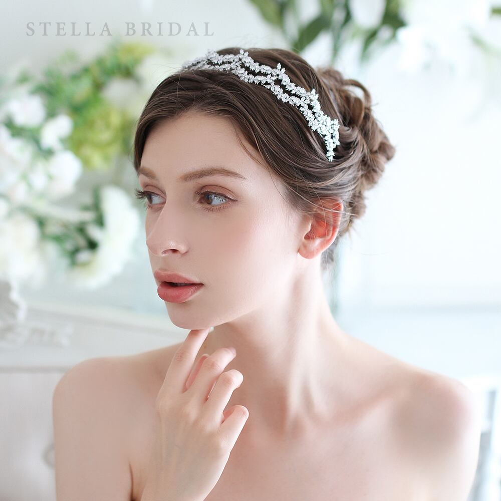 【STELLA BRIDAL公式】キュービックジルコニア ブライダル カチューシャ リーフ ダンス ｜ビジュー 大ぶり 花嫁 結婚式 挙式 可愛い かわいい ヘアアクセサリー ティアラ お洒落 おしゃれ ブライダルアクセサリー ウェディング ヘッドドレス ステラブライダル｜STELLA BRIDAL店