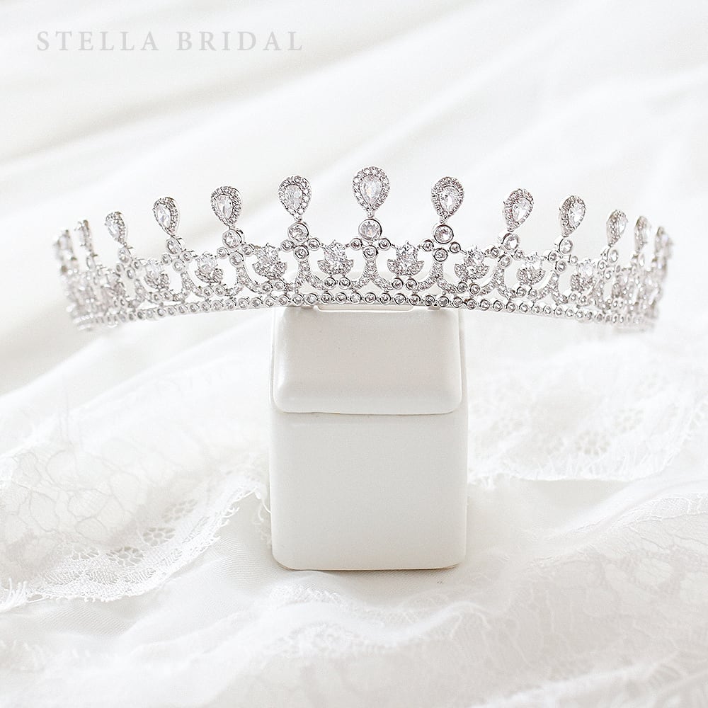 【STELLA BRIDAL公式】ブライダル ティアラ イネス III｜大ぶり ビジュー ウェディング 大ぶり ウエディング 花嫁 結婚式 かわいい ティアラ お洒落 おしゃれ ブライダルアクセサリー ティアラ ステラブライダル