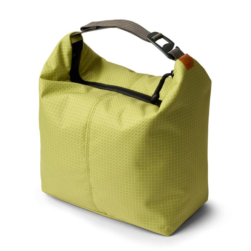 [Bellroy] Lite Cooler Caddy 電気容量10L 断熱材を当て嵌めるしたもの柔らかな原料品の保冷御徒面子 冷房装置御徒面子 耐水性のある裏地 栓抜き付き添い人 折りたたんで納める能力のある