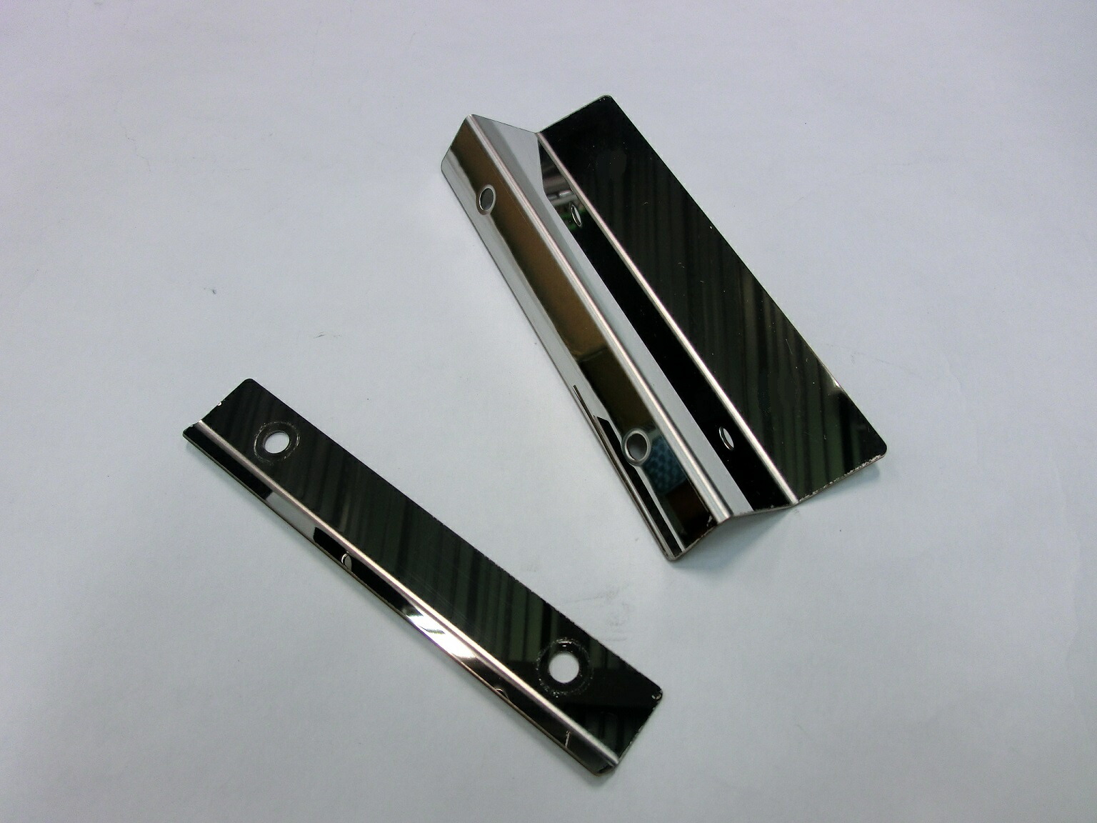 トラック　泥除け　ステンレス　縦型　新品　　　デコトラ トラック用 泥よけステンレス 600×80mm ＃400 泥除けステン