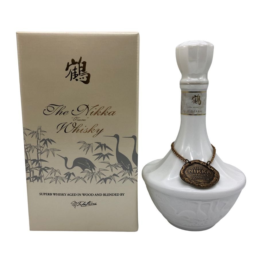 と*中様 ウイスキー ニッカ 鶴 白 陶器ボトル 750ml 43% と*中様 ウイスキー ニッカ 鶴 白 陶器ボトル 750ml 43%