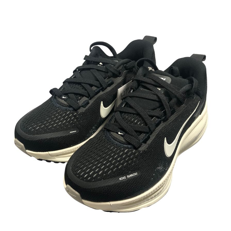 ナイキ 駈けっくらシューズ 望遠レンズ ボメロ 18 レディース 黒いこと 大きさ23糎 NIKE【AFC3】【中古】