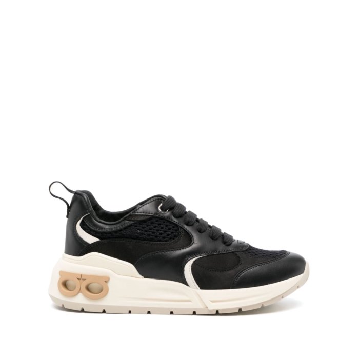 美品 フェラガモ RUFINA ヴァラリボン キルティング 黒 6 23.5 美品 フェラガモ RUFINA ヴァラリボン キルティング 黒 6 23.5 美品