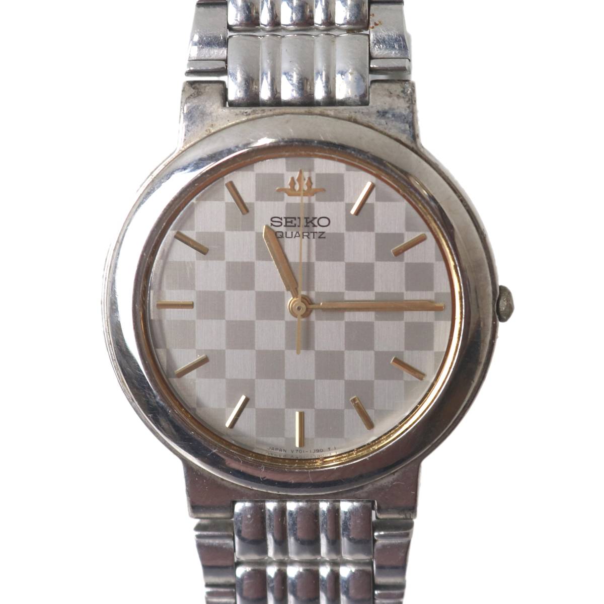 【中古】 SEIKO セイコー メンズクオーツ 腕時計 市松模様 シルバー×ゴールド V701-1K10 腕回り約16~22(cm) ケース:33.5×52.7(mm) NT Bランク