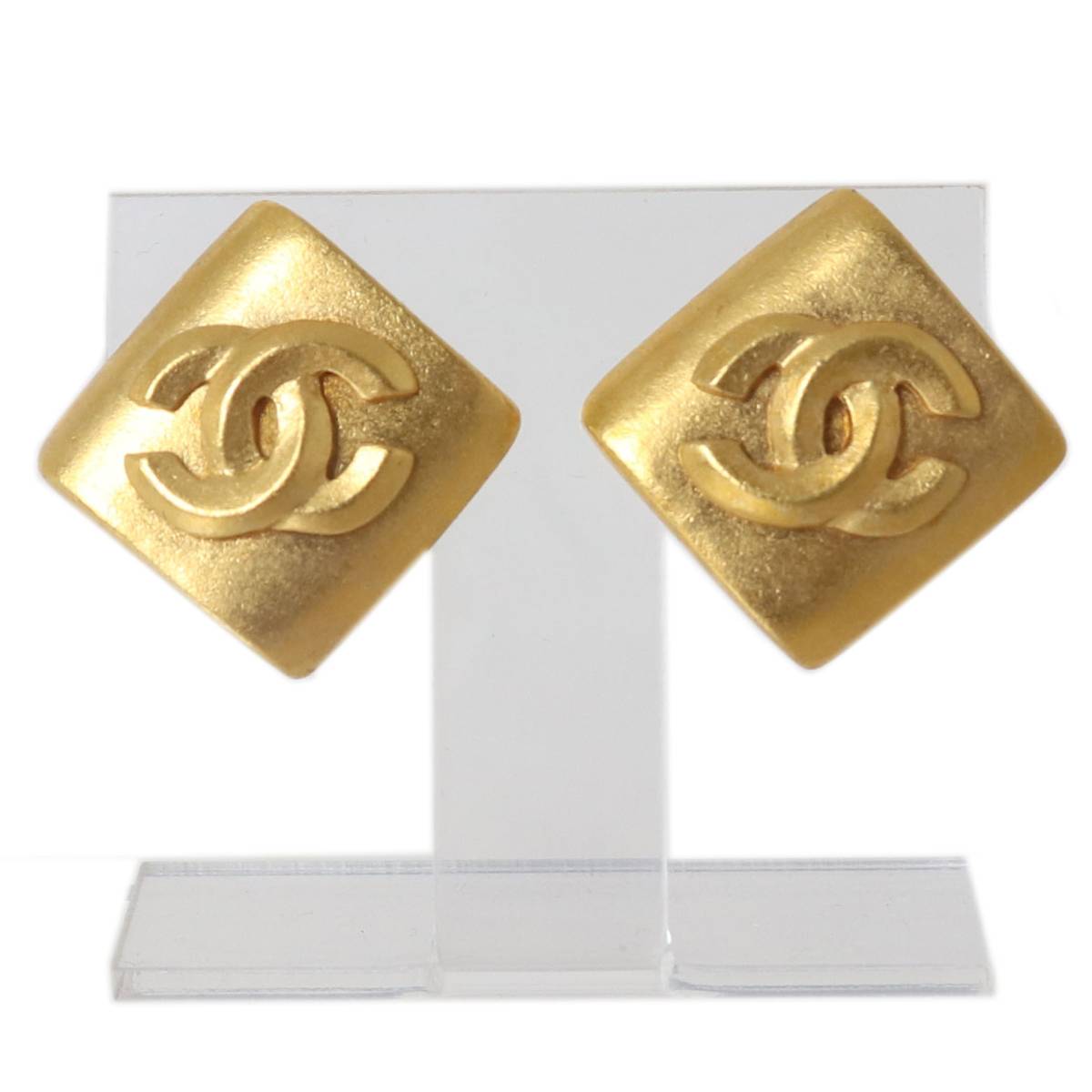 【中古】 CHANEL /シャネル ココマーク　スクエア　イヤリング ゴールド 96P 全長：H2.5&times;W2.5(cm)重量：6.1g(片側)・6.5g(片側) NO Bランク｜ブランドショップ　リバース