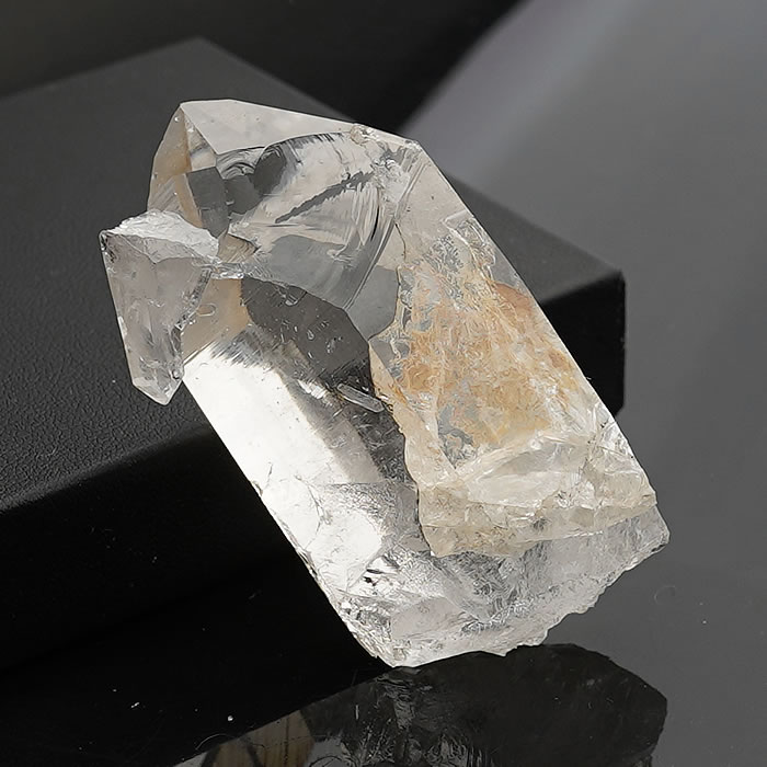 楽天市場】【一点物】天然水晶 特大ポイント ブラジル産 ポイント 原石