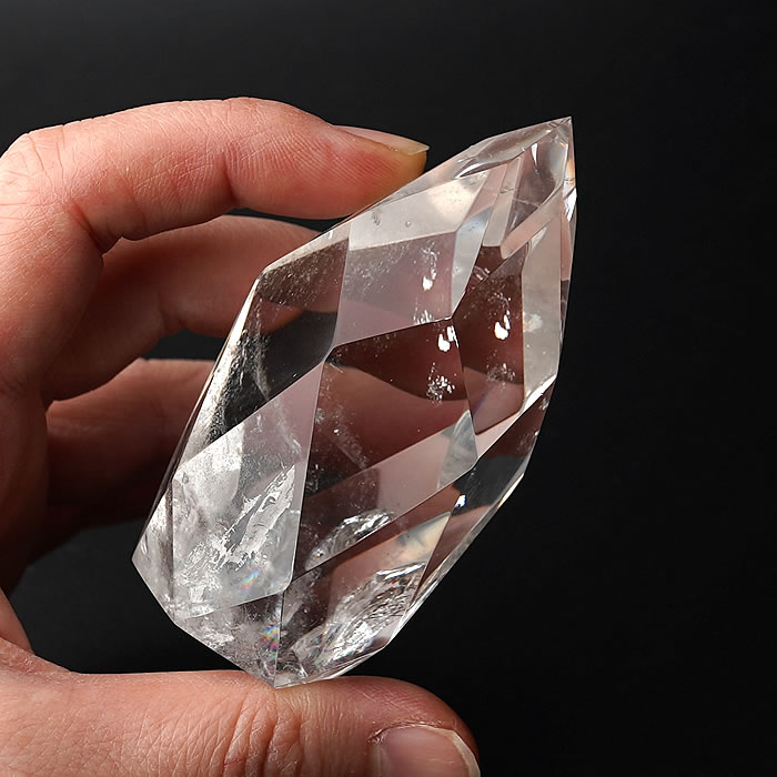 【一点物】【高品質】【レインボー入り】ブラジル ミナスジェライス州産 天然水晶 ファセットカット 水晶 原石 天然石 パワーストーン ヒーリングストーン ポリッシュドクリスタル 多面カット水晶 カットクリスタル｜ステラガーデン in 八ヶ岳