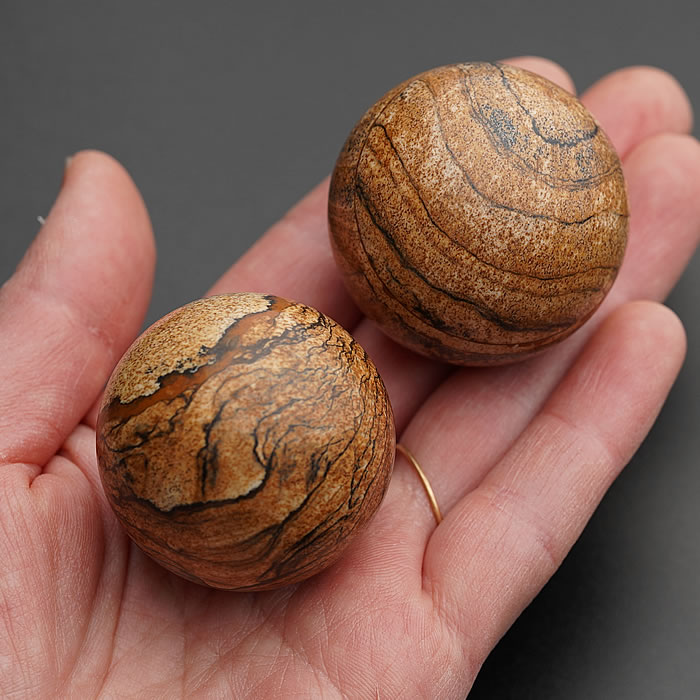 きょん様④1799最終価格☆ペトリファイドウッド　パワーストーン　原石　置物 楽天市場】ペトリファイドウッド（天然石（原石）｜パワーストーン