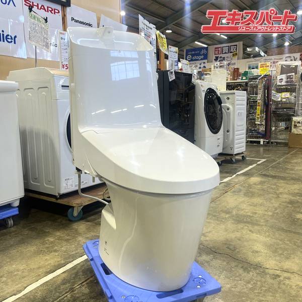 LIXL INAX ベーシアシャワートイレ DT-B382G BC-B30P BW1 壁排水 手洗付き 2025年製 展示品 戸塚店【中古】|エキスパート店