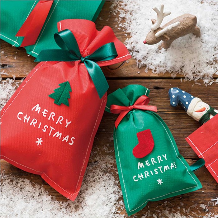 楽天市場 シンプルメリークリスマス 不織布リボン付き巾着バッグ L グリーン 10枚シンプルでどんなギフトにも使いやすい クリスマス ギフト バッグ ラッピング 袋 おしゃれ 手提げ 不織布 お菓子 ストア エキスプレス 楽天市場店