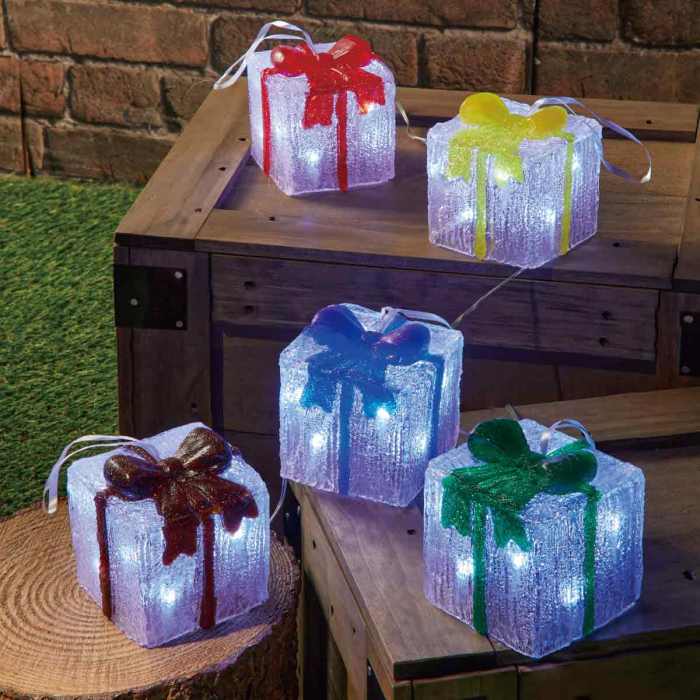 楽天市場】LED3連プレゼントボックス 【屋外使用可】 1台大中小3つの