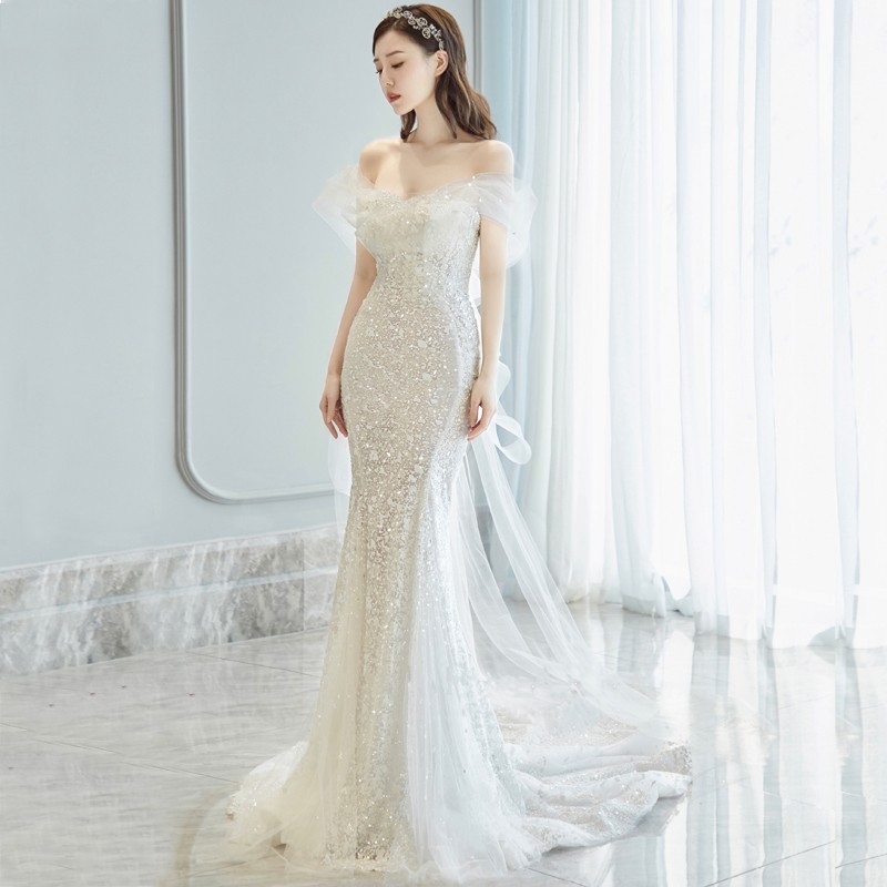 花嫁 ウエディングドレス 二次会ドレス 結婚式 格安 ウエディングドレス 披露宴 二次会 結婚式 イベント 演奏会 発表会 フォーマルドレス 編み上げタイプ 高級感 海外挙式 大きいサイズ ウエディングドレス 花嫁 オフショルダー チュールスカート 白｜azストア