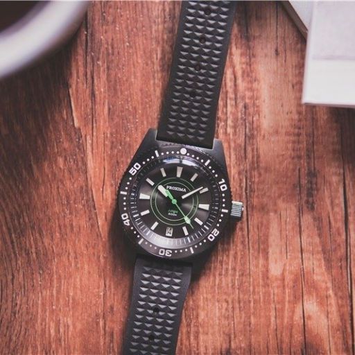 日本製NH36 自動巻 MOD ダイバー サファイアガラスGSオマージュ 日本製NH36 自動巻 MOD ダイバー サファイアガラスGSオマージュ