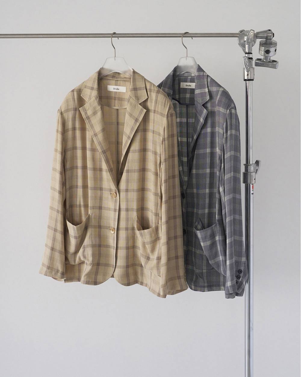 【2026SS】【即納】anuke（アンヌーク）Check Over Jacket チェックオーバージャケット（62610102) アウター 上衣  厚地の外套上衣 羽織 Life’ｓ（ライフズ）【レディース】【置き目品】