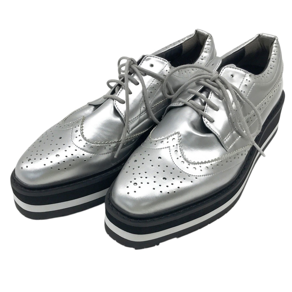 ST ANDREWS セントアンドリュース 厚底 スパイクレスゴルフシューズ シルバー系 25 【中古】ゴルフウェア レディース｜中古ゴルフウェア通販STST 8,316円