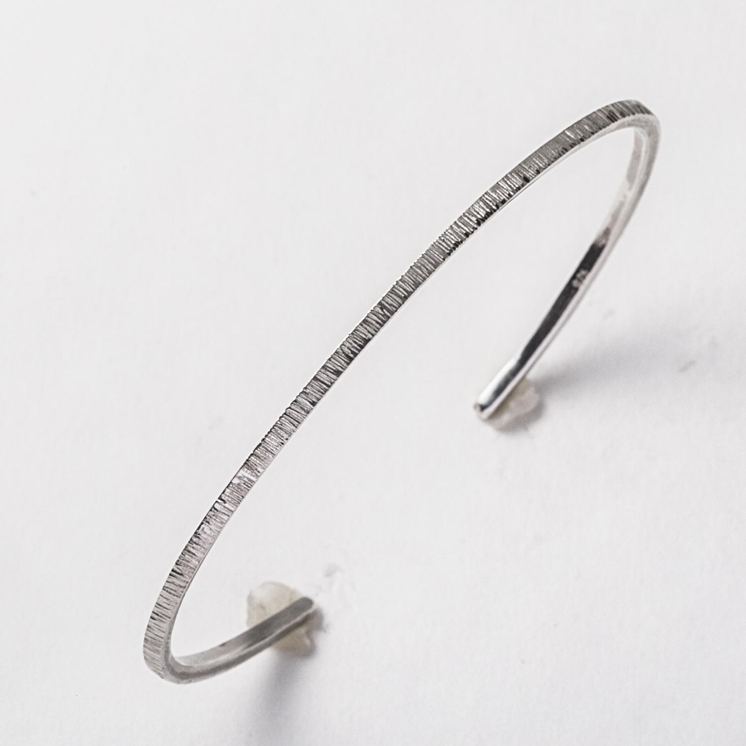 MEGUMI TOYOKAWA/bangle lines｜STYLE STORE　version.R