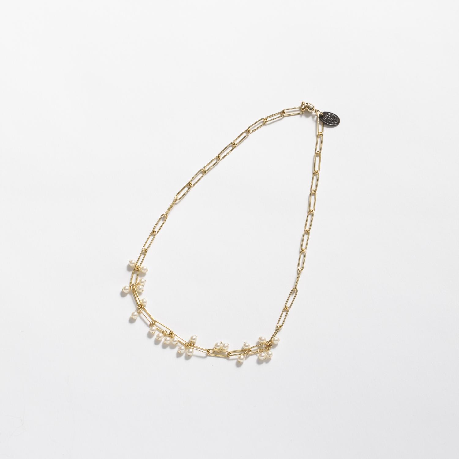 STELLA CIFFON/樹脂パールSHARASHARAネックレス ゴールド｜STYLE STORE　version.R 8,470円