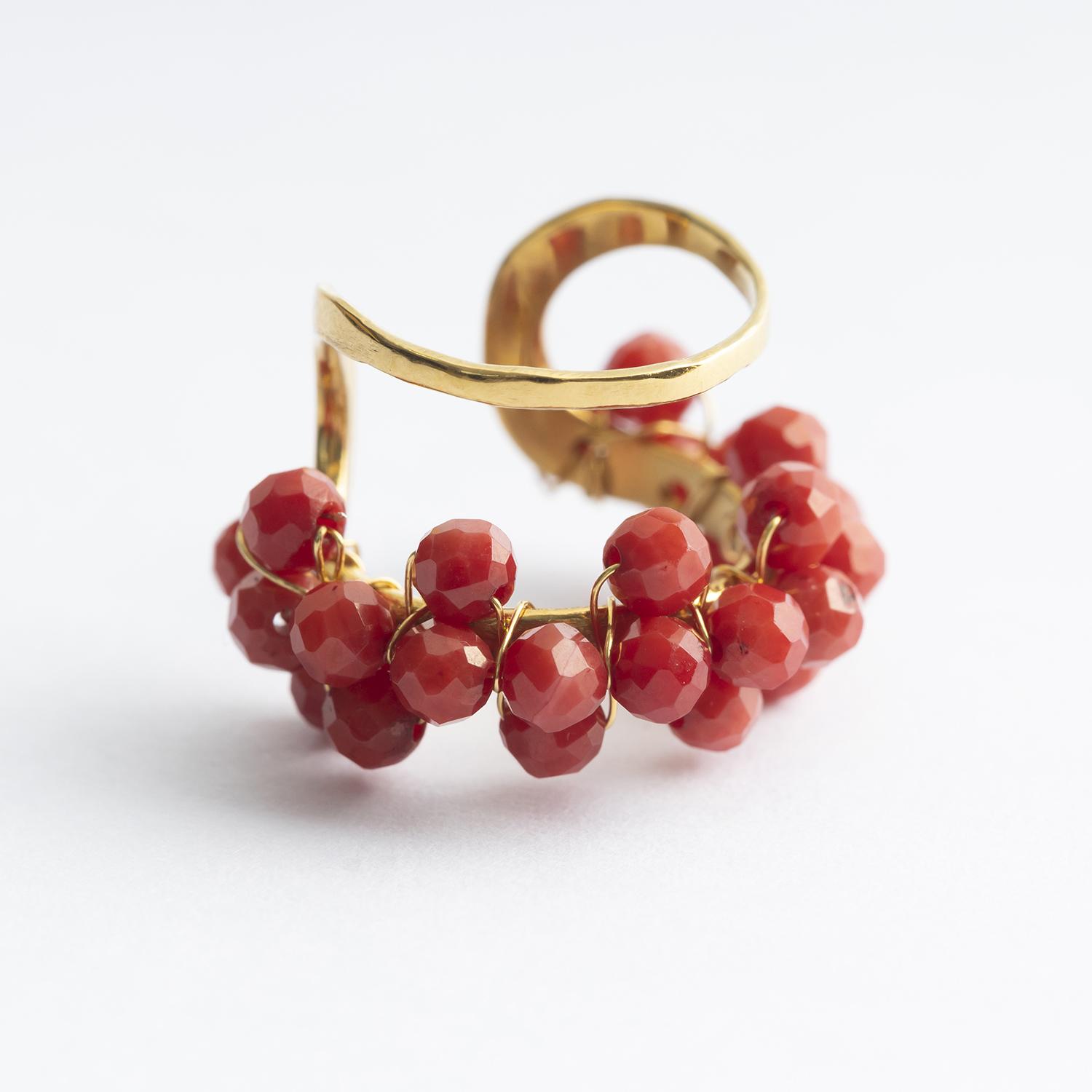 FLORIETTE/bloom gems earcuff　サンゴ