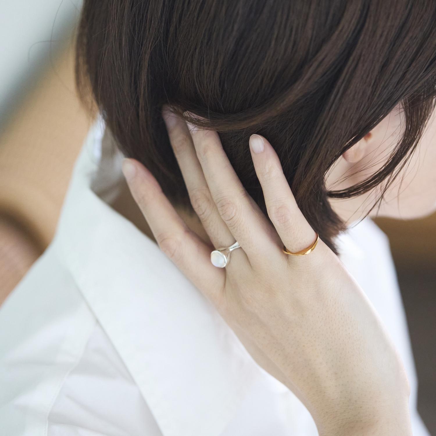 PLAFU/minamo ring with gem エチオピアオパール