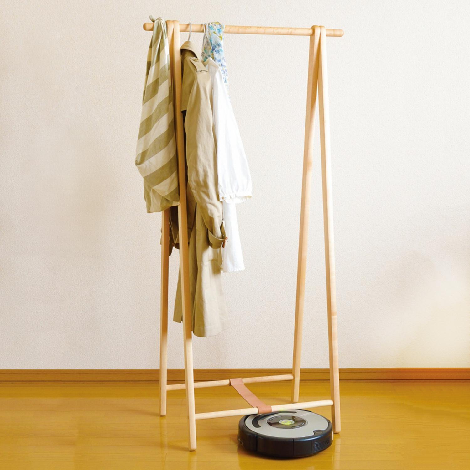 チラ押し出し緊迫状態からの解きはなつ！リストバンド・襟元から見えない肌付き