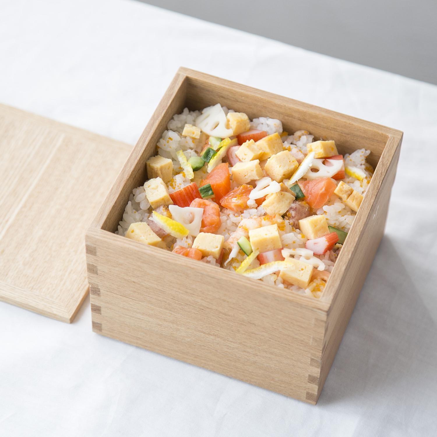 新品 松屋漆器店 白木塗り タモ製5寸三段重内朱 お重 重箱 弁当箱 越前漆器 重箱 三段 5寸 15cm 松屋漆器店 白木塗 タモ 木製 ナチュラル 内