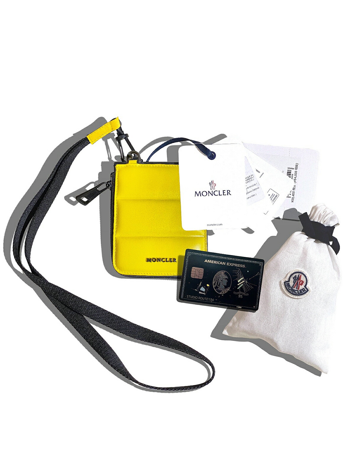 MONCLER　モンクレール　さり気なブランドロゴや使いやすいサイズ感が秀逸♪ストラップ付レザーミニウォレット　コインケース　国内正規品　レディース　3B00016　ポーチ　モンクレールジャパン　イエロー　メンズ　財布　カードケース　バッグ　ユニセックス