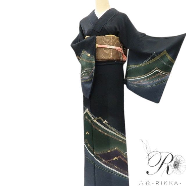 《20%OFFクーポン★19日20:00~26日01:59》【中古】六花-RIKKA- 美品 正絹 金糸銀糸刺繍 箔散らし トールサイズ 訪問着 着物 A4370 リサイクル着物|ゆめsaku