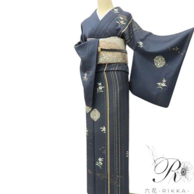 【中古】六花-RIKKA- 美品 正絹 金駒刺_ トール大きさ 華文 花 蝶 鳥 短い訪問着 御召しもの A4585 再利用御召しもの