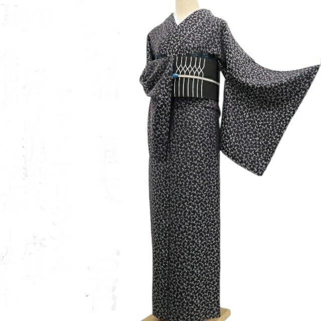 【新古品】tomihisa 新品 単衣 ヤマノオリジナル RyuAi 琉球藍泥染糸 唐草 着物 正絹 仕付け糸付 お召 6154