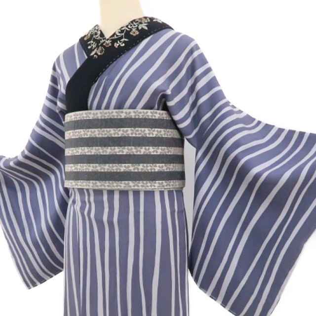 【楽天市場】【中古】tomihisa 美品 縦縞 刺繍衿付 着物 正絹 長襦袢 3304:ゆめsaku