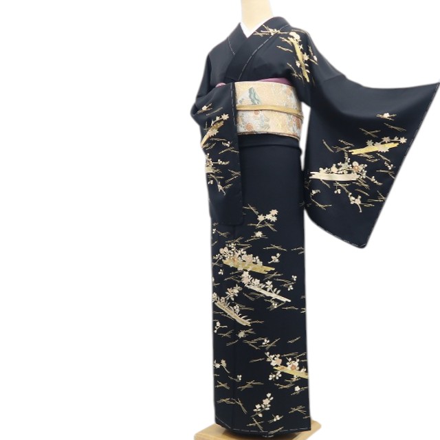 【新古品】tomihisa 新品 金駒刺・墸 花筏 着物 正絹 仕付け糸付 訪問着 7985