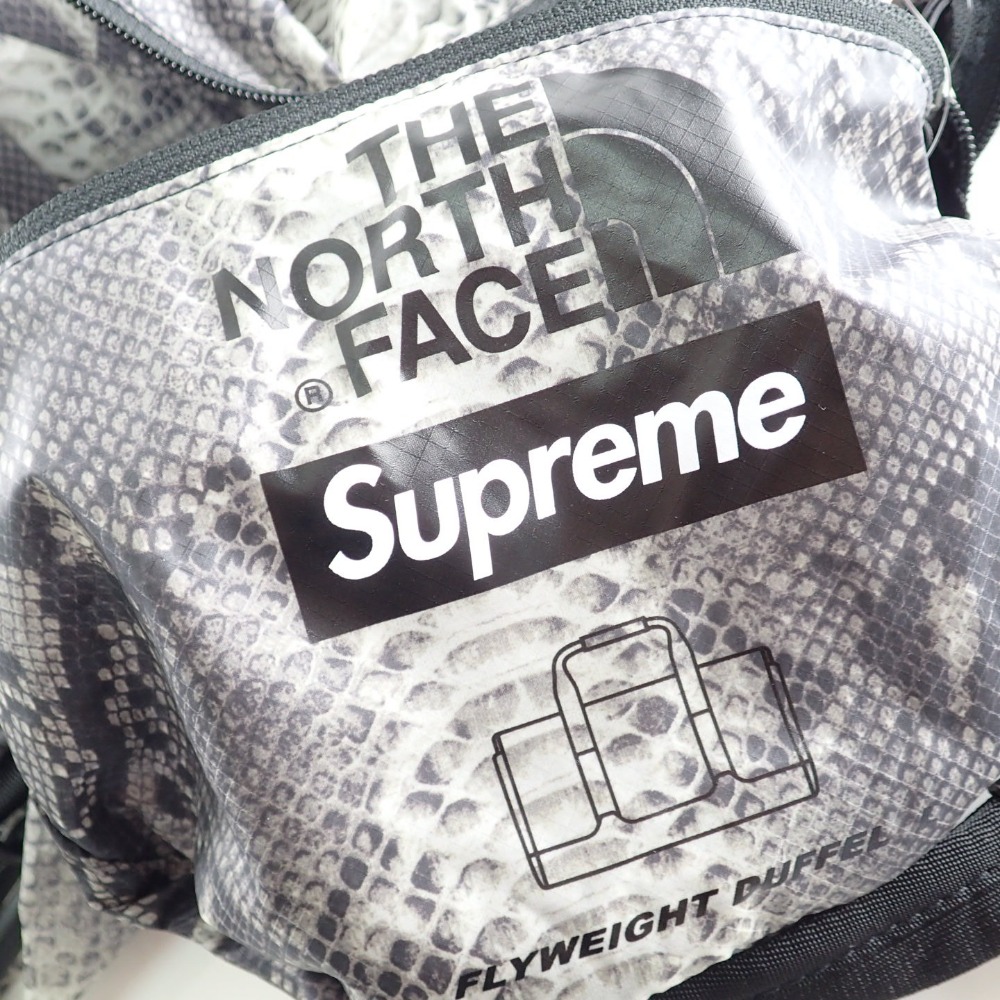 楽天市場 Supreme シュプリーム The North Faceザノースフェイスコラボ 18ss Nm8151 Snake Flyweight Duffel ダッフルバッグ 2wayショルダーボストンバッグ 45l ブラックスネークプリント 中古 ブランドリサイクル エコスタイル