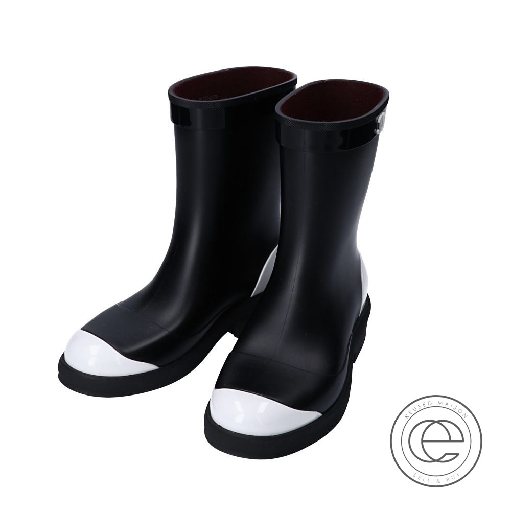 chanel rubber boots