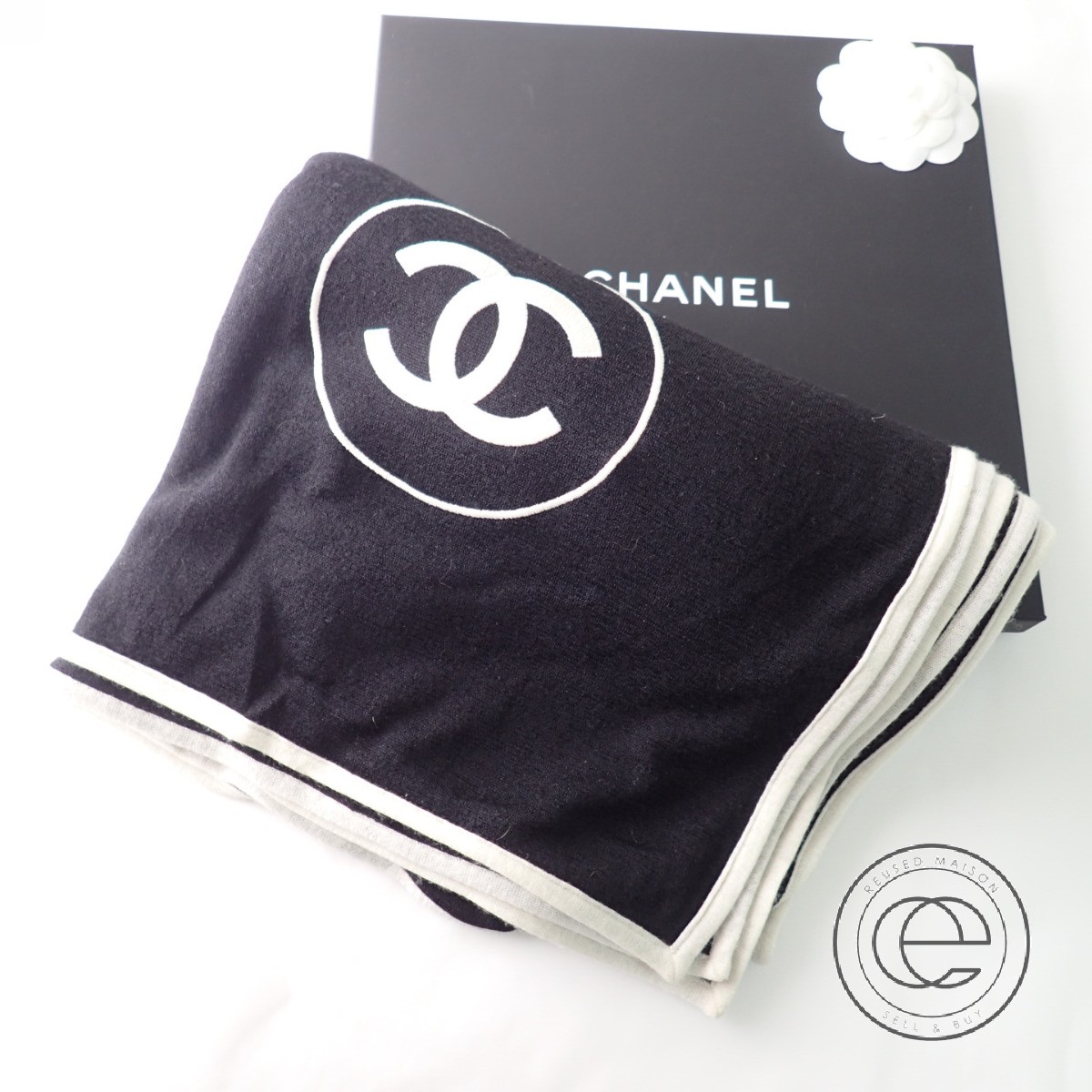 こじはるも着用☆CHANEL ロゴチェーンカチューシャ