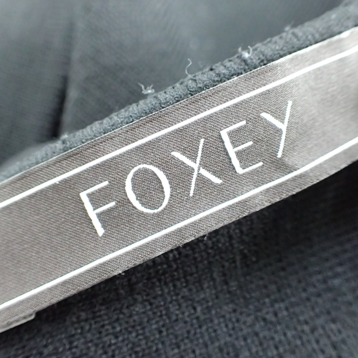【楽天市場】FOXEYフォクシー 17年製 37125 Knit Dress Marion 白襟付 ウール ニットワンピース40 ブラック