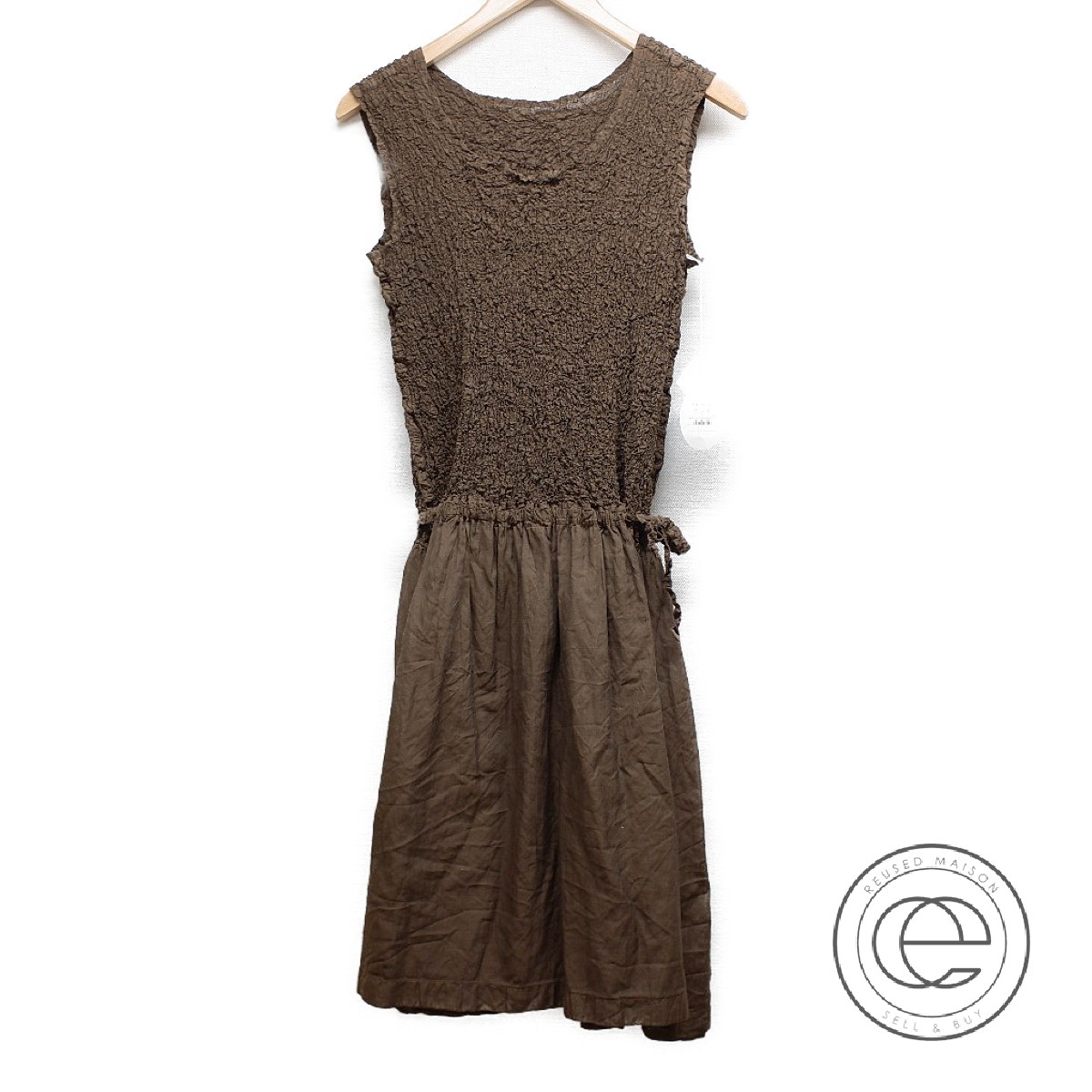 全国組立設置無料 Me Issey Miyake ミーイッセイミヤケ 新品同様 Mi34 Fh373 シワ加工 ノースリーブ ワンピース ブラウン レディース 中古 完売 Crystalgalleryva Com