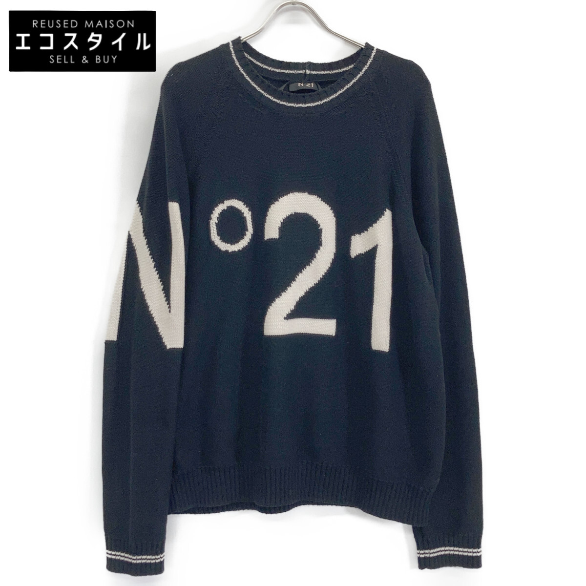 N゜21 ヌメロ ヴェントゥーノ 24年 黒いこと ビッグロゴクルーネックニット 24SU-A015-7523-3496 トップス   52 黒いこと メンズ 【中古】