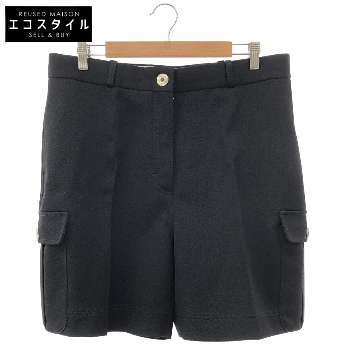 SalvatoreFerragamo サルバトーレフェラガモ 24SS 13F744 0776046 ブラック ハーフ カーゴ パンツ ボトムス 44 レディース 【中古】｜ブランドリユース エコスタイル 28,409円