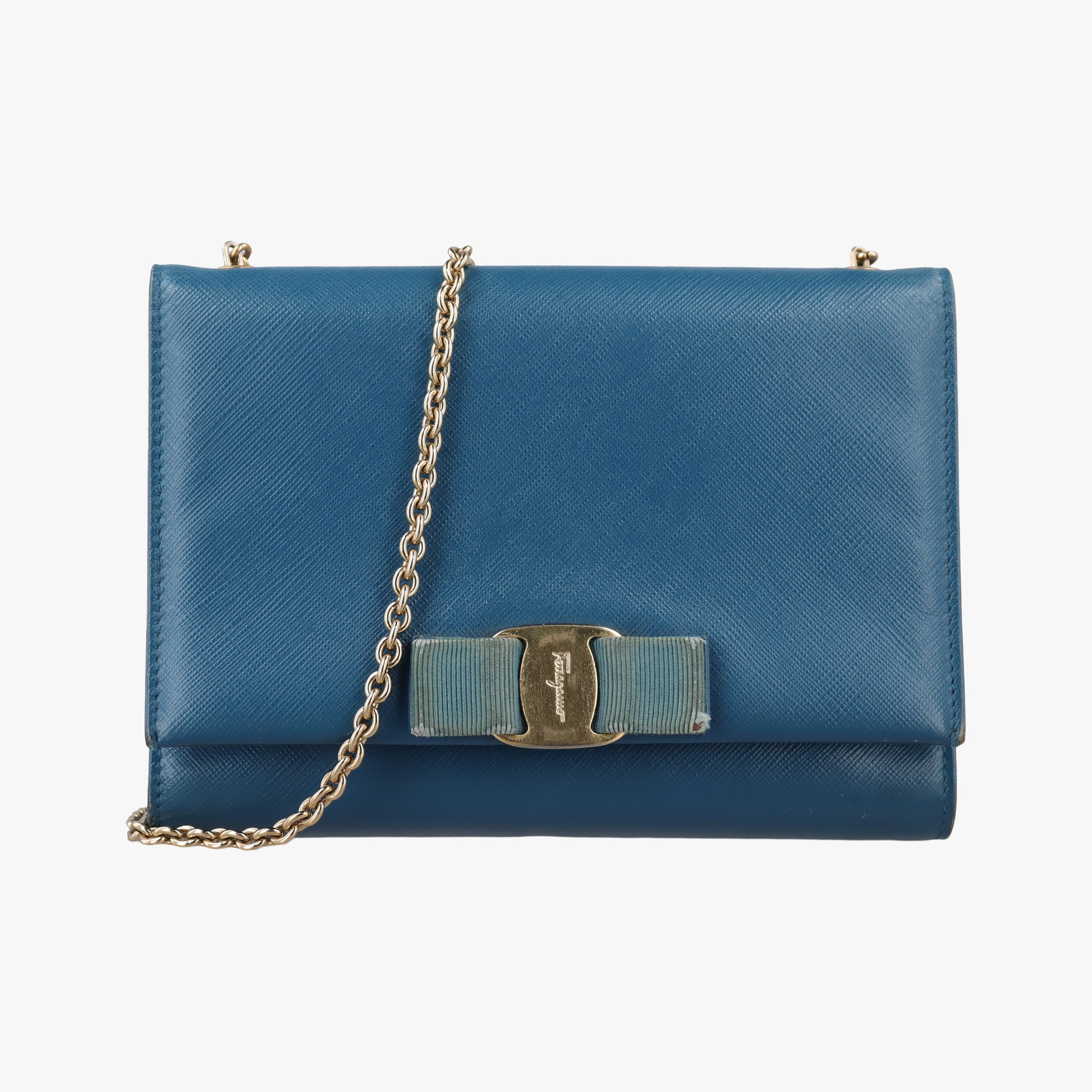 【中古】フェラガモFerragamoジニー ヴァラ ブルー レザー AU-22/B558|STYLE NEW STAR