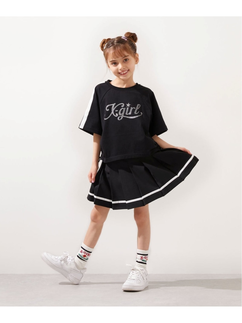 X-girl Stages ラメロゴタイプ半袖ティーシャツ+ラインプリーツスカート 書き割り ナルミヤオンライン トップス 合奏団 サクラ色【貨物輸送無料】