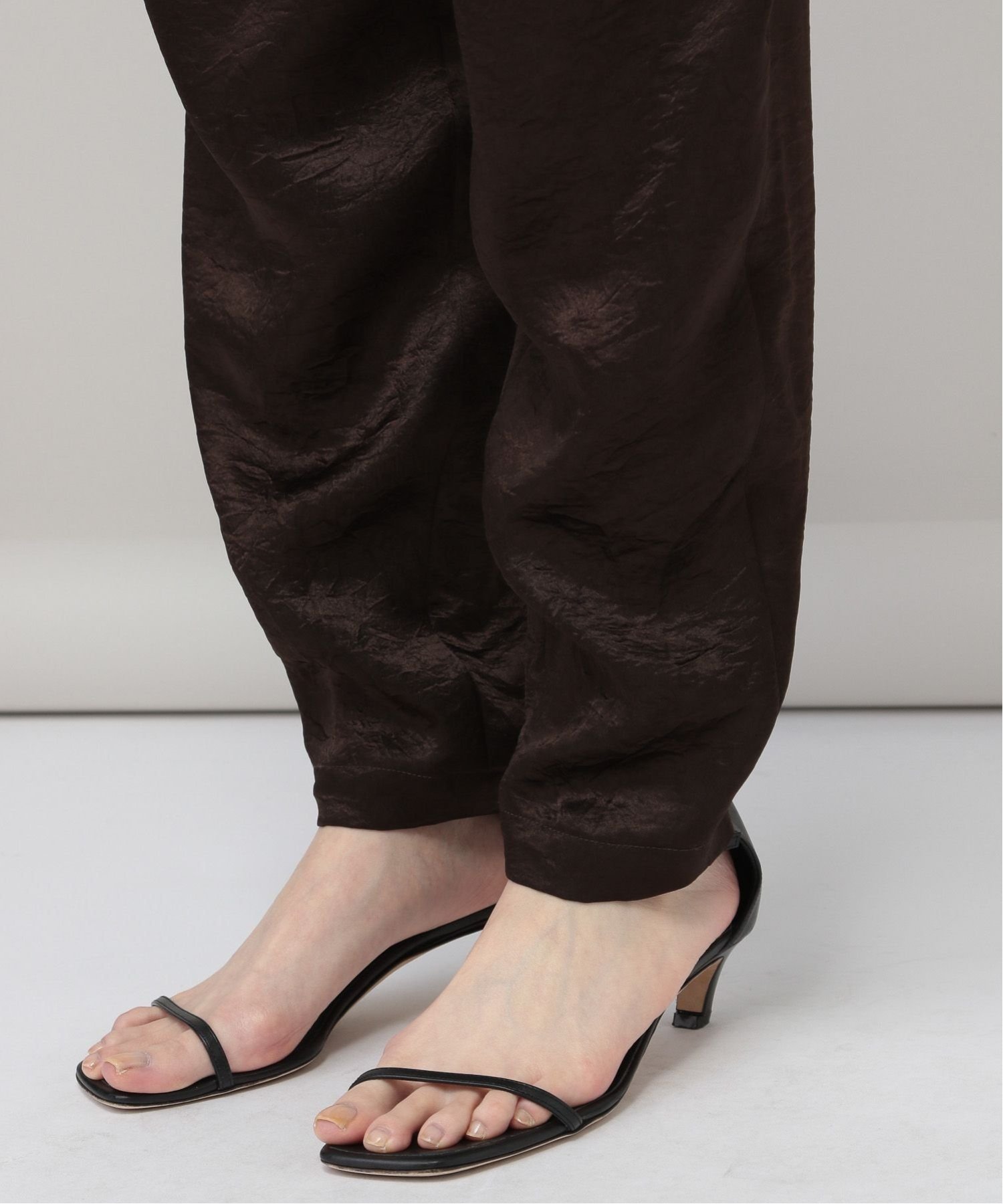 SALE／20%OFF】Curensology クラッシュサテンパンツ カレン