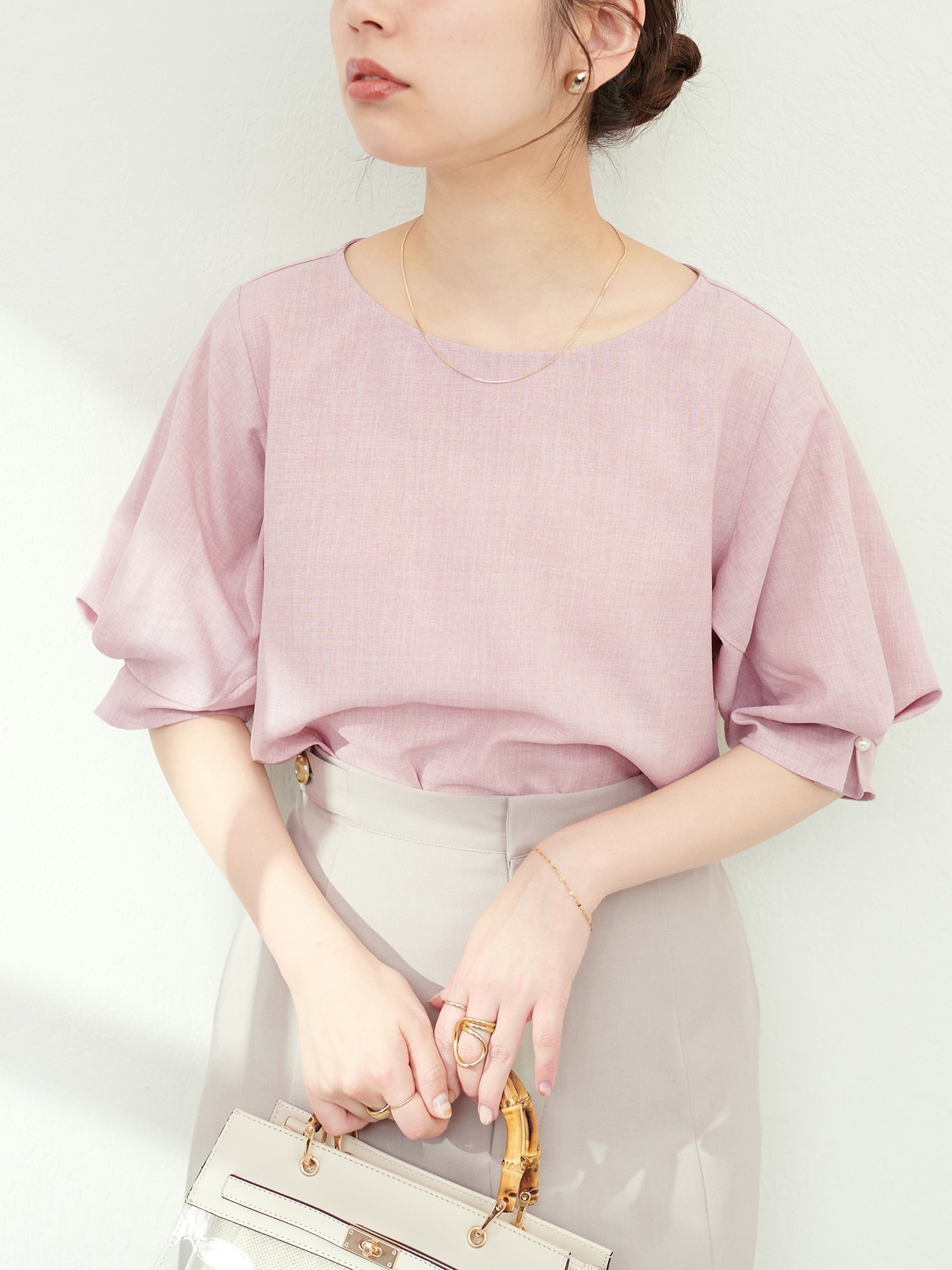 natural couture 新色追加 / パール付きタックスリーブブラウス