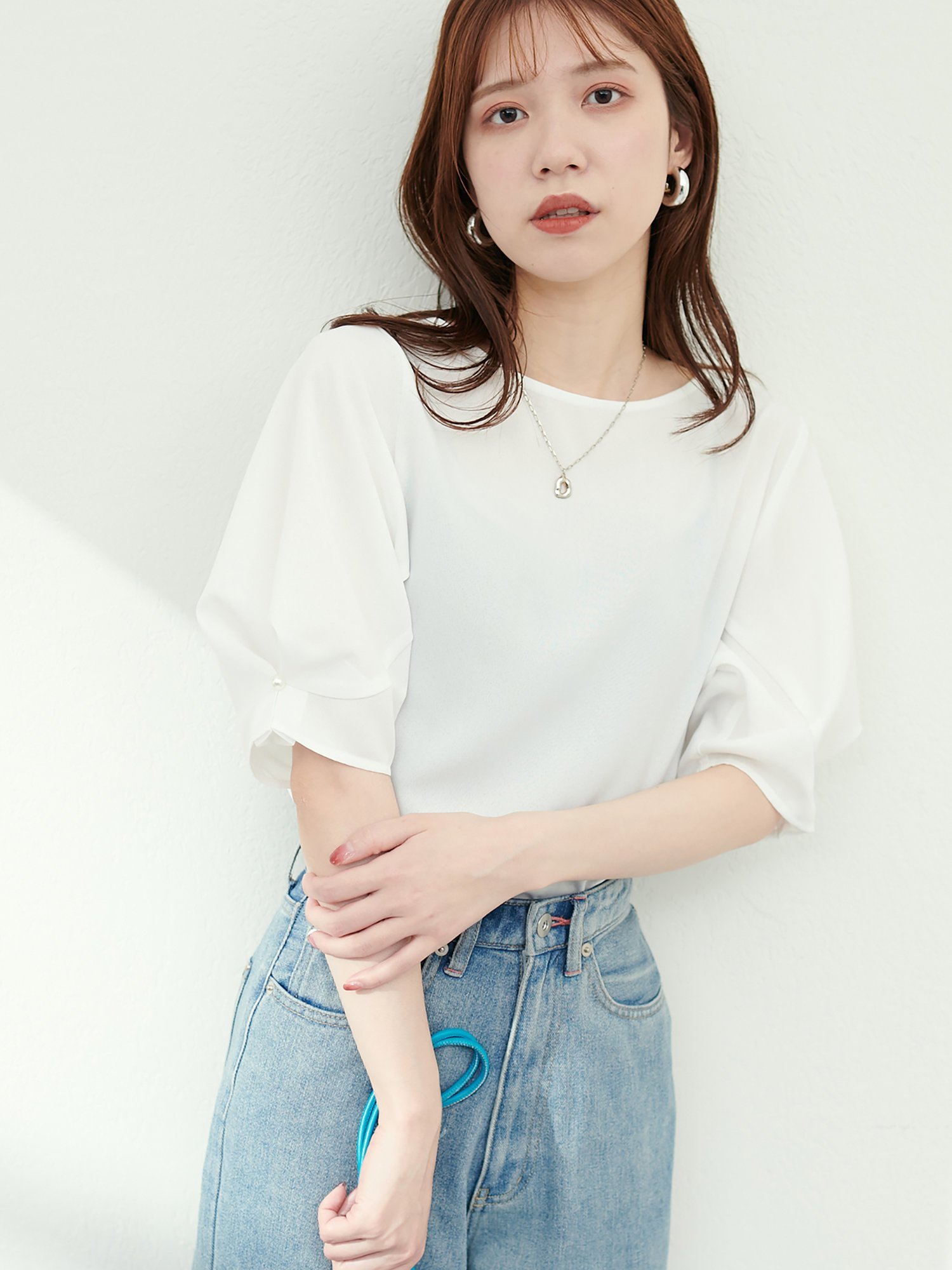 ナチュラルクチュール　パール付きタックスリーブブラウス　ネイビー natural couture（ナチュラルクチュール）の「パール付きタック