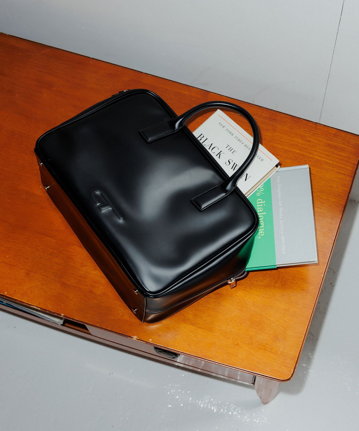 アダムエロペ　ロゴボストンビッグバッグ Amazon | [アダムエロペ] 再入荷・サステナブル・一部WEB限定